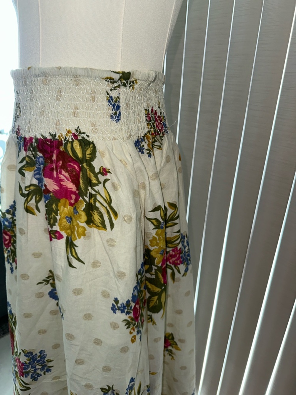 House of Harlow 1960 Ivory Maxi Skirt with Pink, Blue & Yellow Floral Print - Picture 5 of 10